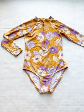 Zara Girl Long Sleeve Rash Guard in Orange Purple Floral Print size 8-9Y
